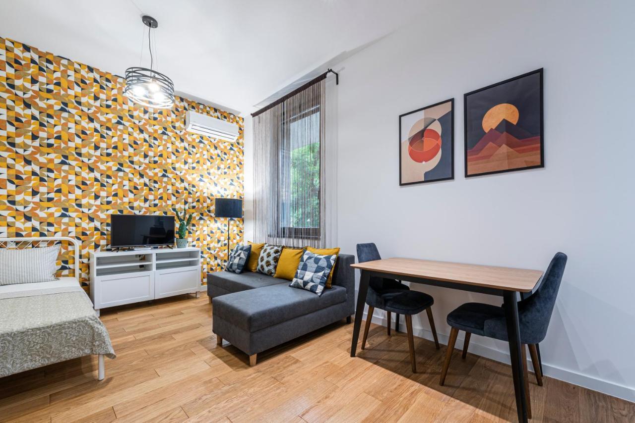 Vertigo Modern Studio-Free Private Parking-Fast Wi-Fi Нови Сад Екстериор снимка