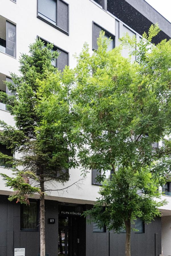 Vertigo Modern Studio-Free Private Parking-Fast Wi-Fi Нови Сад Екстериор снимка
