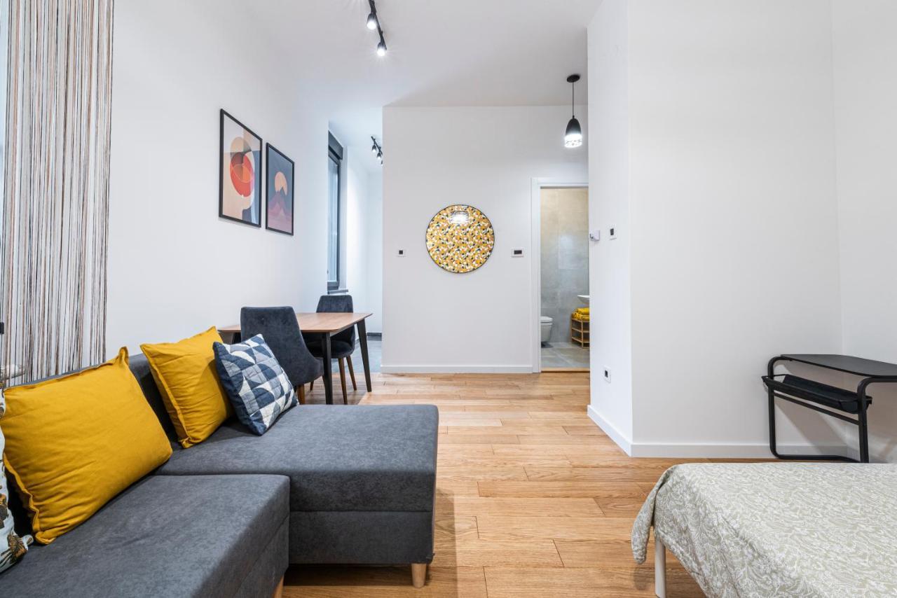 Vertigo Modern Studio-Free Private Parking-Fast Wi-Fi Нови Сад Екстериор снимка